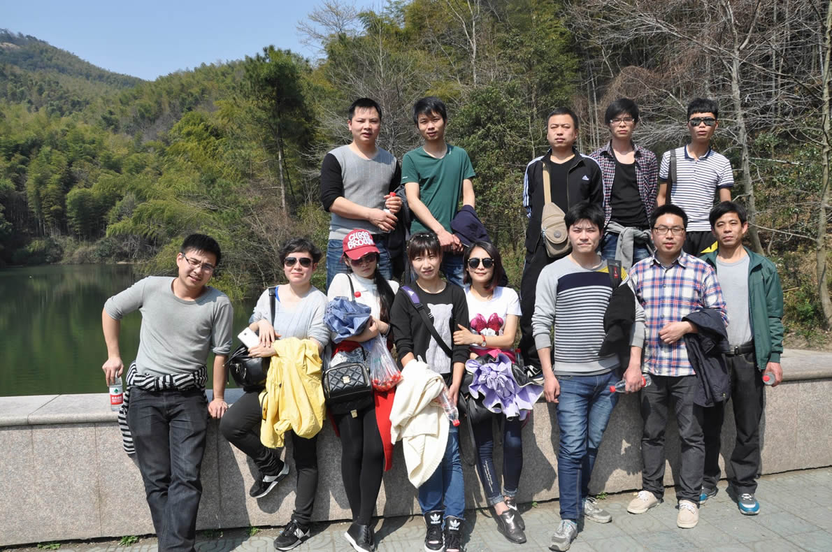 今年会企业员工春游活动